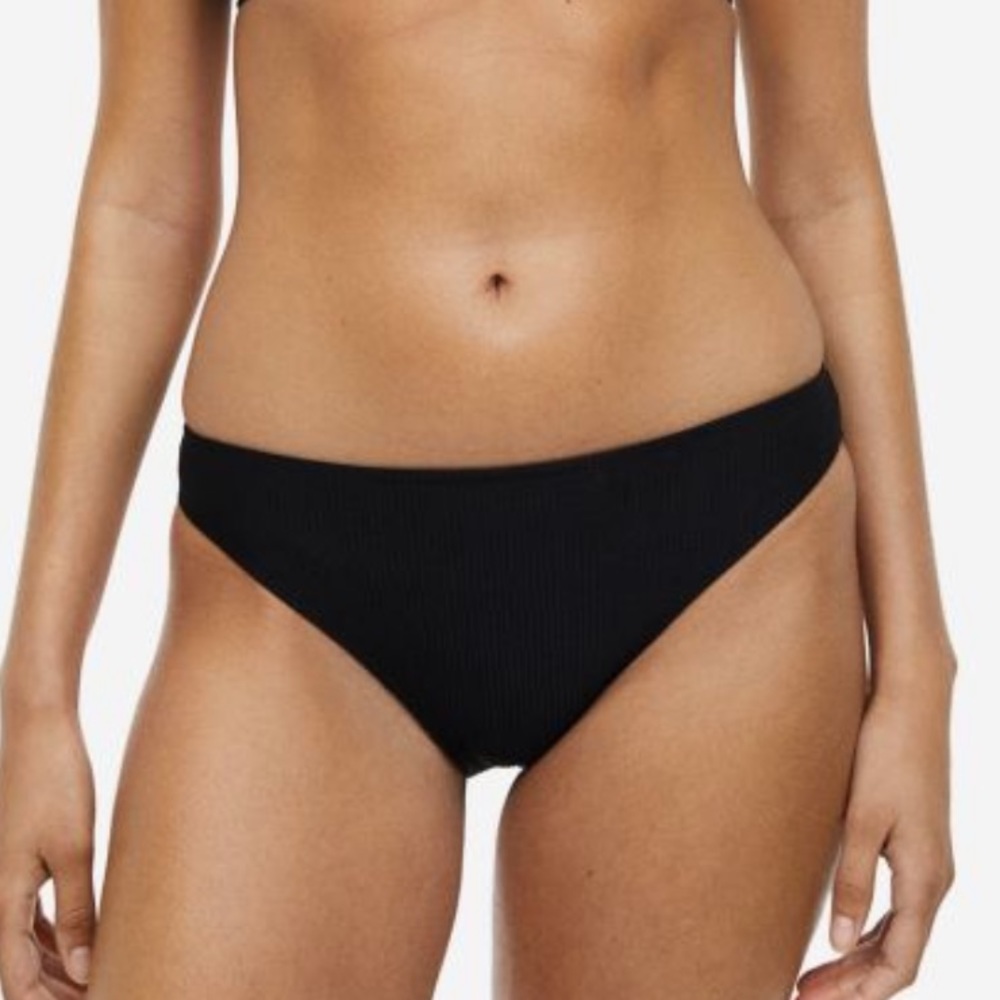 H&M bikini bottom brand new